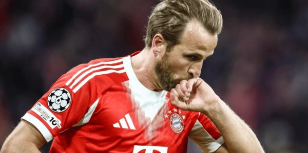 12场20球！32岁超级前锋太无解，创造神迹，梅西C罗都没能做到