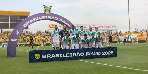 米兰1.3亿引援成空谈！为何球队连欧冠资格都难保？